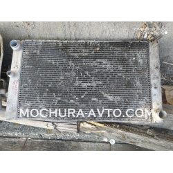 Радиатор воден BMW E60 525 03-10г.