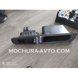 Бутон заден ел.стъкло Nissan Qashqai 1.6 б. 114к.с. 07-10г.